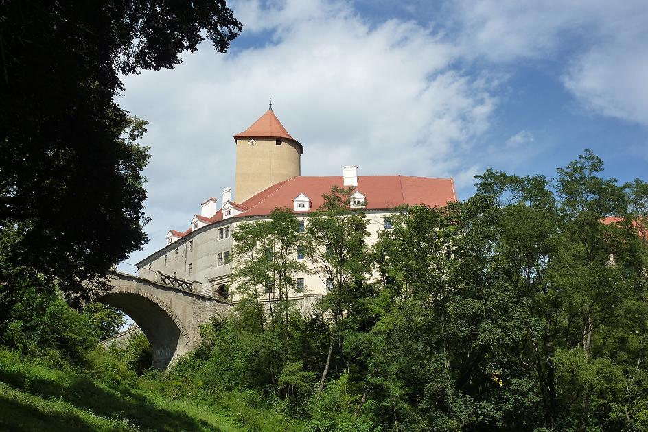 P1020991-zm.